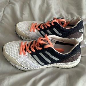 Women’s Adizero Tempo 9